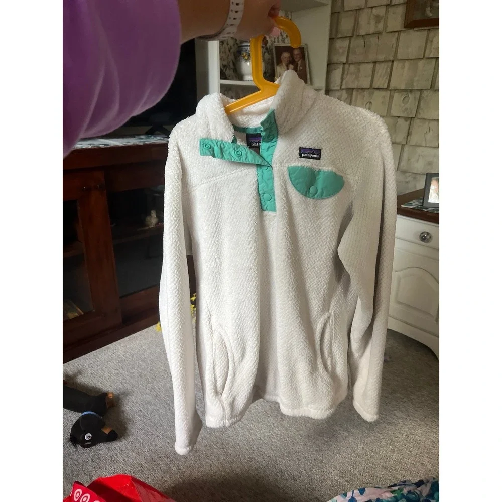Patagonia Girls' Re-Tool Snap-T® Pullover cream‎ size 14